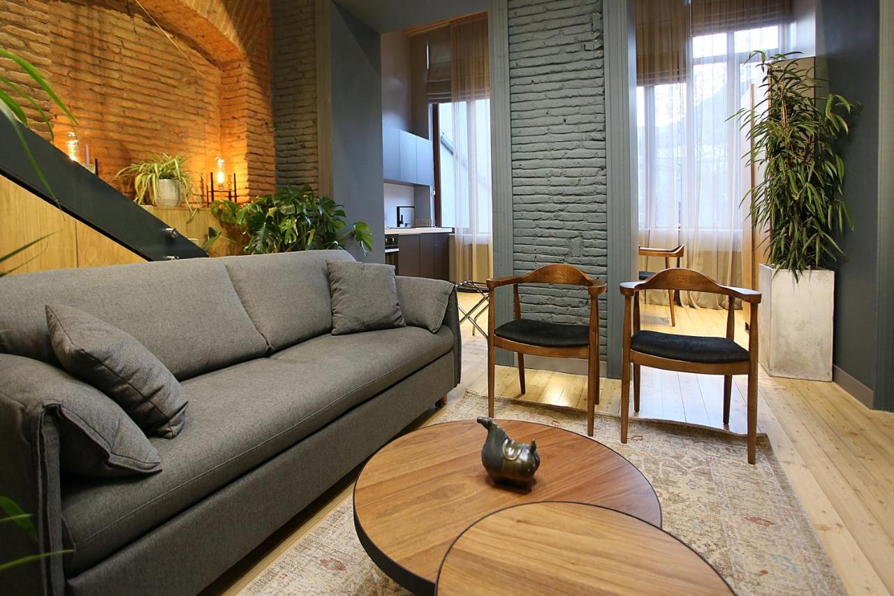 Paskunji 4* Tbilisi